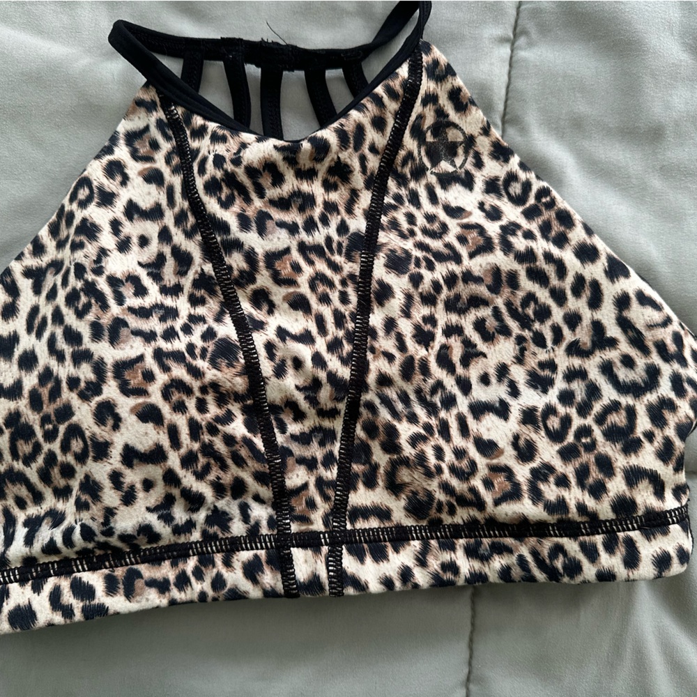Savage barbell leopard sports bra